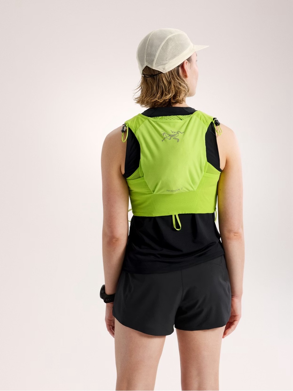 Women’s Arcteryx Norvan 7 Hydration Vest - Picture 5 of 6